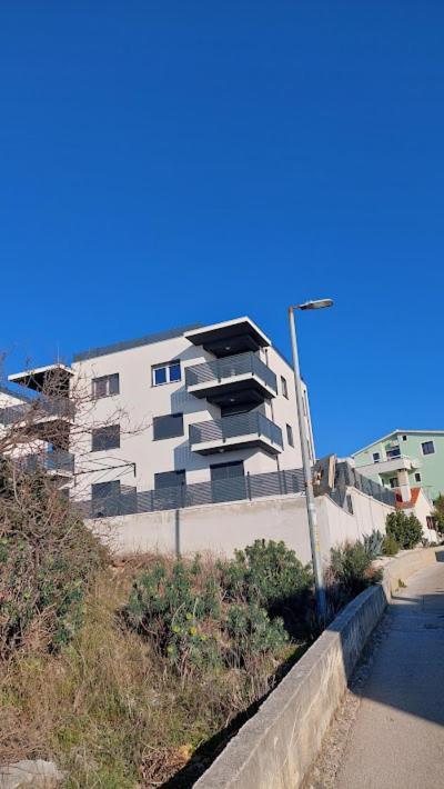 Apartment Vista Oasis With Pool And Terrace Trogir Exterior photo